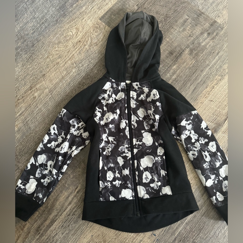 Champion Girls Small‎ 6-6X Black Floral Hoodie Full Zip Jacket Fleece Lined
